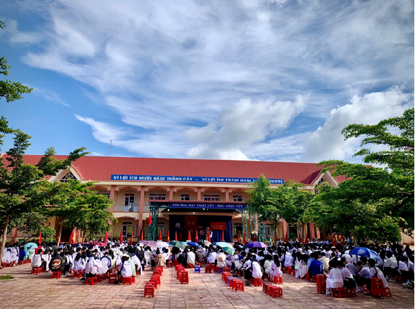 Trường THPT Võ Văn Kiệt tổng kết năm học 2022 – 2023